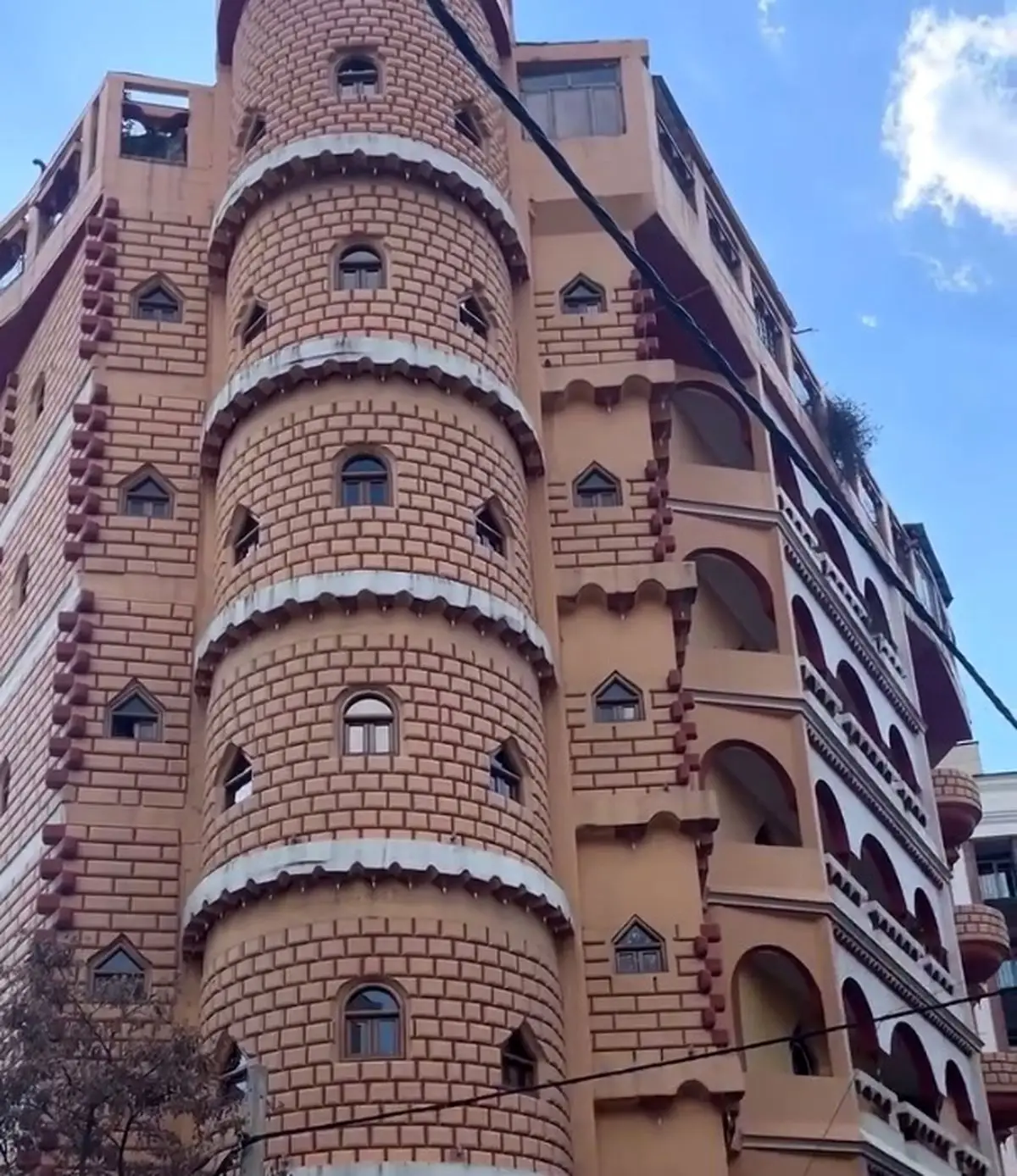 رابین‌هود در تهران؛ قلعه‌ای افسانه‌ای که همه را حیرت‌زده کرد!