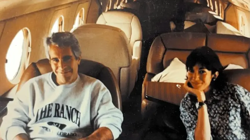 ۱۱ نکته تکان‌دهنده از اسناد تازه جفری اپستین که FBI پنهان می‌کند!