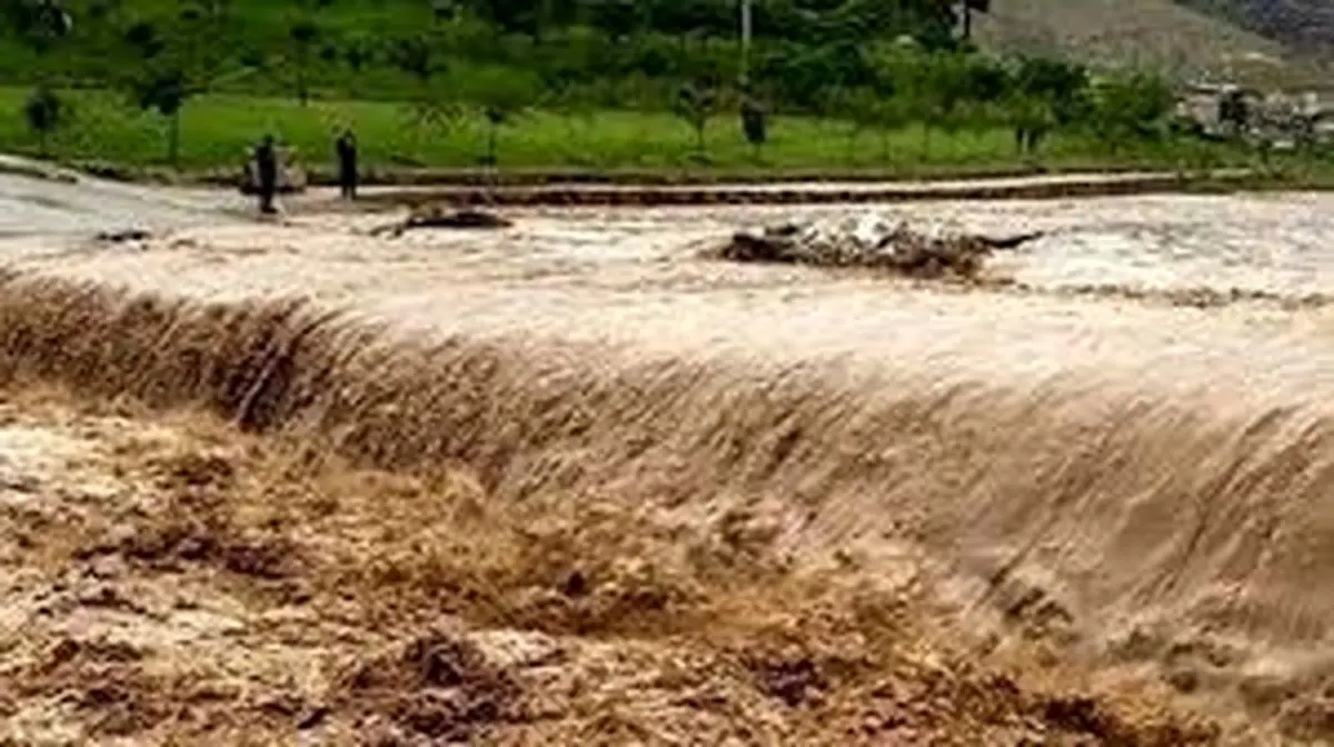 بارش بی‌سابقه در فاریاب؛ تخلیه اضطراری روستاها و بسته شدن کامل راه‌ها!