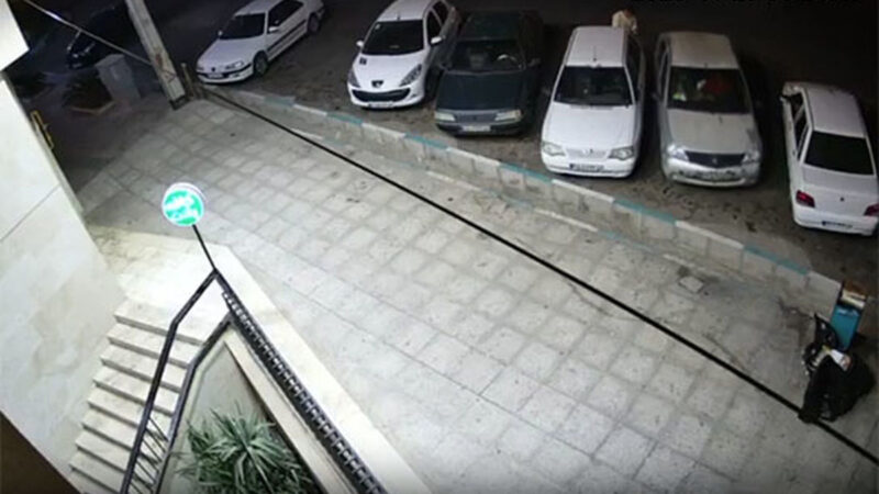 تصادف مهیب پژو ۲۰۶ پس از حرکت نمایشی؛ شش خودرو در هم شکستند!