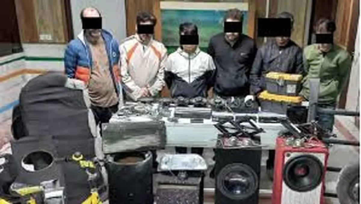 چگونه شکارچیان خودرو در پاتوق‌های سیاه دستگیر شدند؟ جزئیات ویژه از عملیات پلیسی مشهد