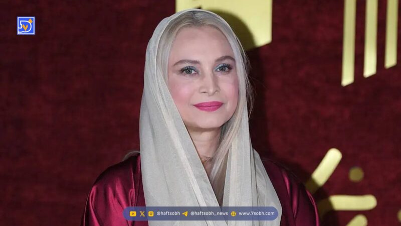 مریم کاویانی با استایل مخملی صورتی، جشن حافظ را به تسخیر درآورد!