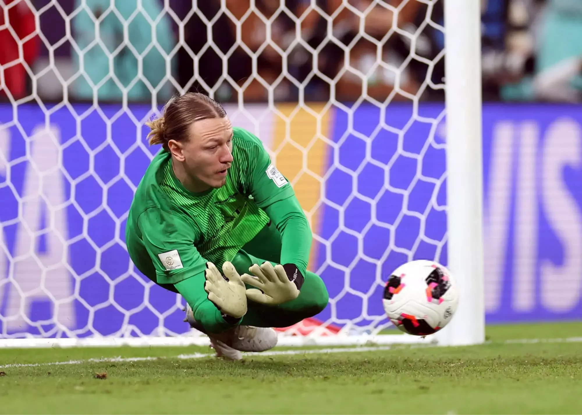 سافونوف معجزه کرد؛ ۴ پنالتی پیاپی و قهرمانی در فینال جهان!