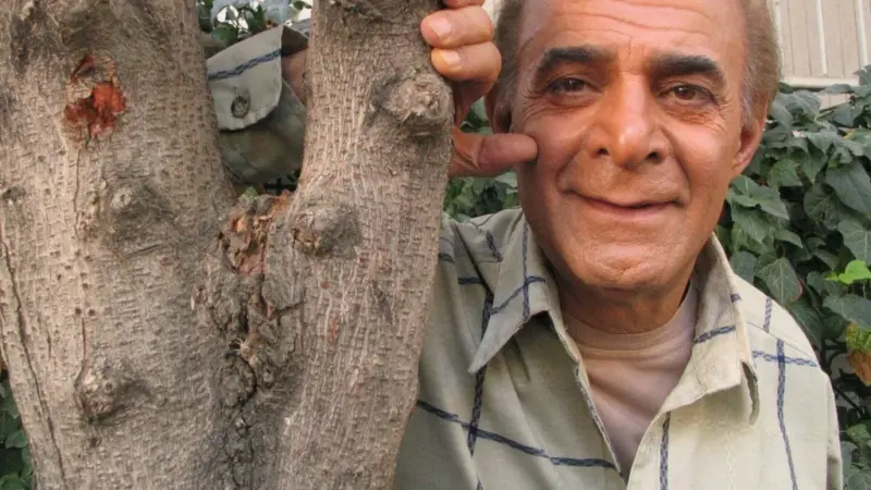 تصویر دیده‌نشده و پدرانه سیروس گرجستانی در کنار پسر خوشتیپش که دل‌ها را لرزاند!