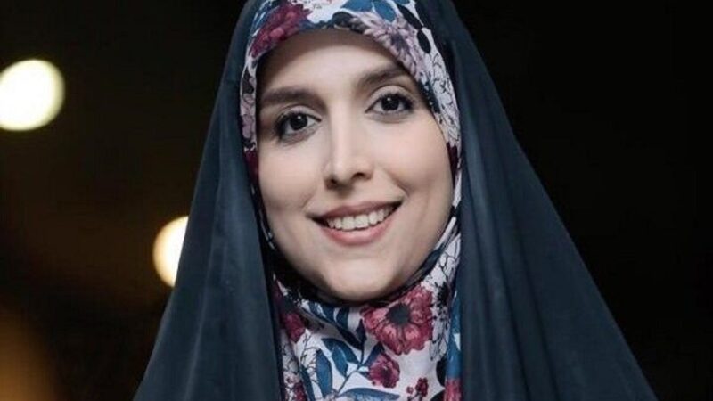 عکس | استایل پاریس گردی مژده لواسانی مجری چادری صدا و سیما سوژه شد