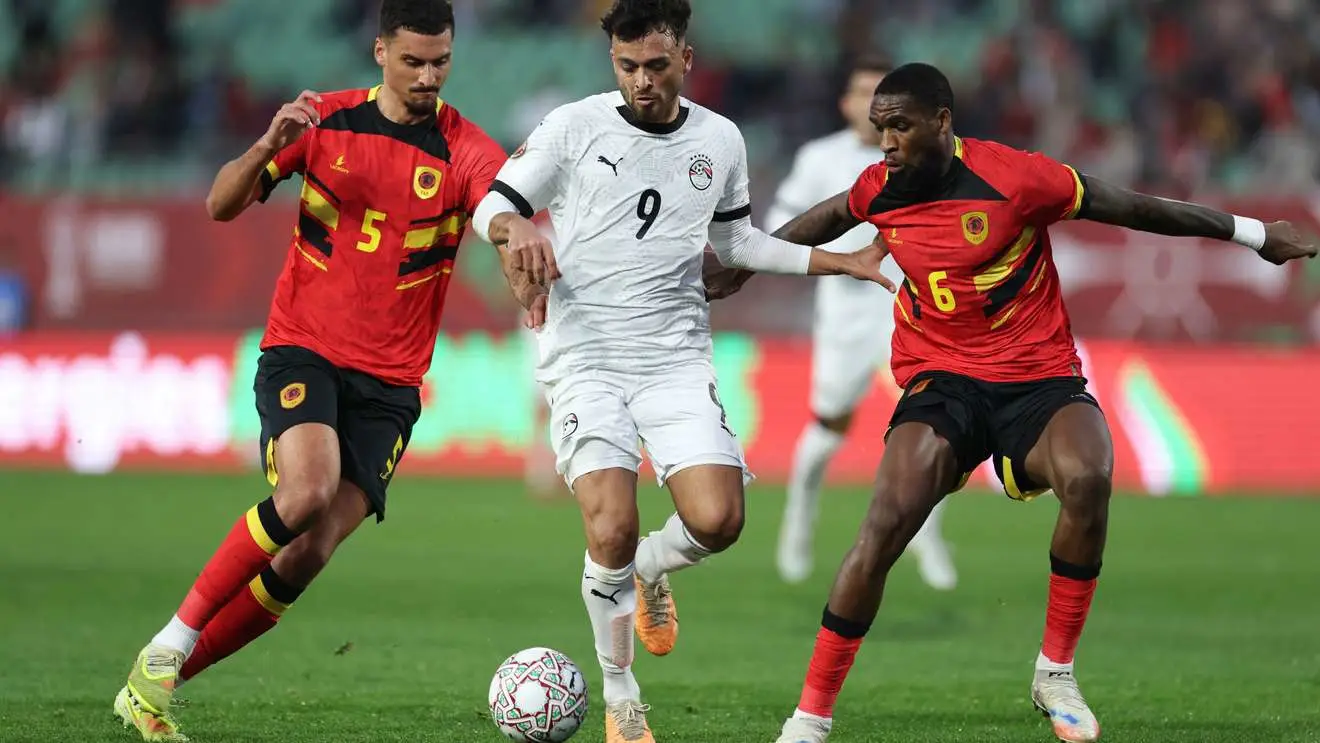 تساوی تشریفاتی مصر در غیاب صلاح و مرموش