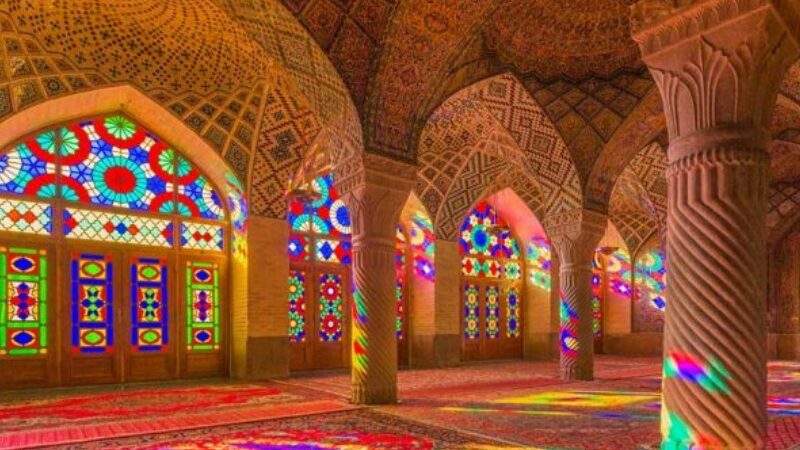 راهنمای سفر سه‌روزه از تهران به شیراز