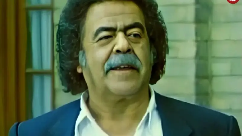 سفر شگفت‌انگیز به گذشته؛ تصاویر نادیده از کودکی و جوانی محمدعلی کشاورز در دهه ۲۰