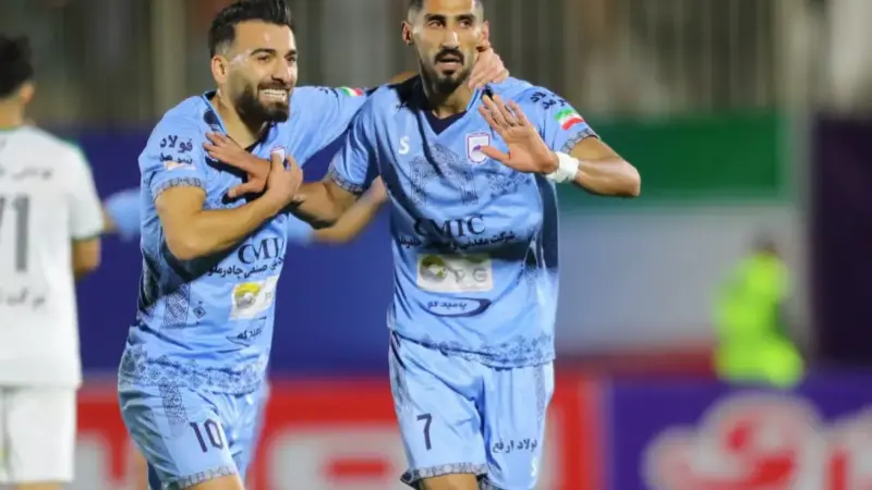 حدادی‌فر خواستار جذب وینگر چادرملو شد