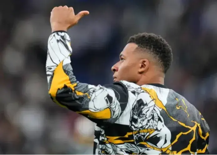 منتظر آتش‌بازی باشید: ۲۰۲۶، سال امباپه است!