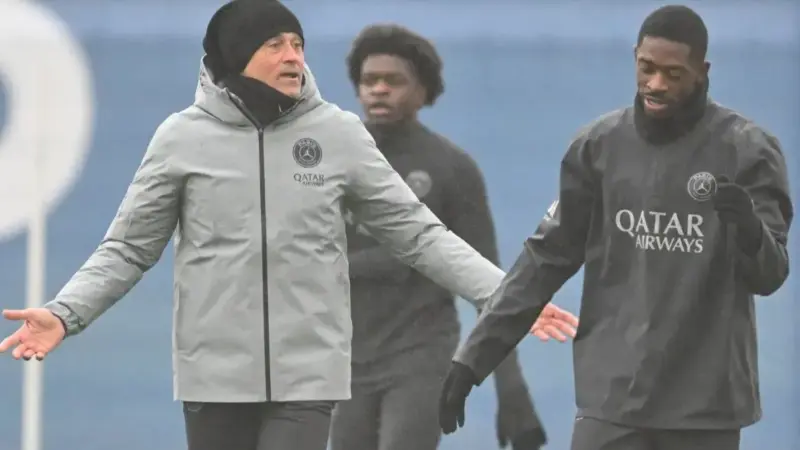 تنش غیرمنتظره دمبله با لوئیس انریکه؛ آینده ستاره بارسا در هاله‌ای از ابهام!