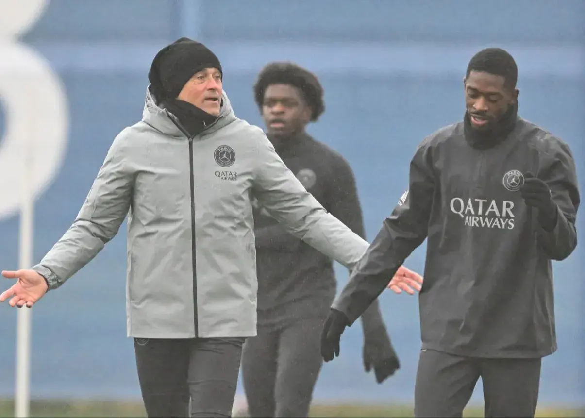 تنش غیرمنتظره دمبله با لوئیس انریکه؛ آینده ستاره بارسا در هاله‌ای از ابهام!