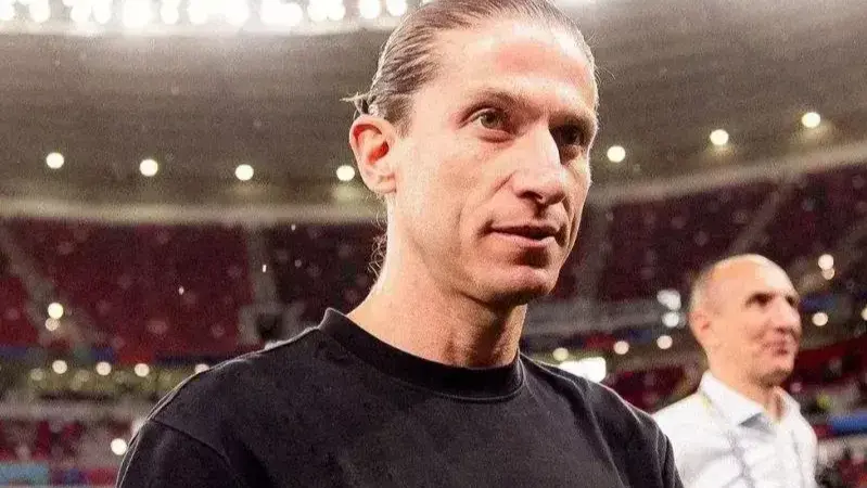 بحران در ماراکانا؛ تمدید قرارداد سرمربی برزیلی به بن‌بست رسید!