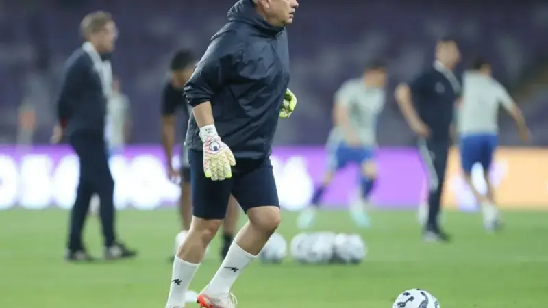 مربی دروازه‌بان‌های تیم ملی ایران در مولداوی دکترای علوم ورزشی گرفت!