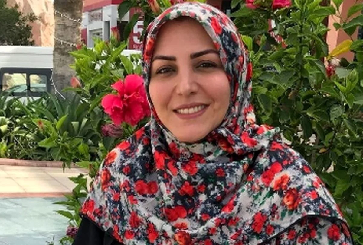 نگاهی که تاکنون ندیده‌اید؛ عکس بامزه و نوستالژیک دوران کودکی المیرا شریفی‌مقدم!