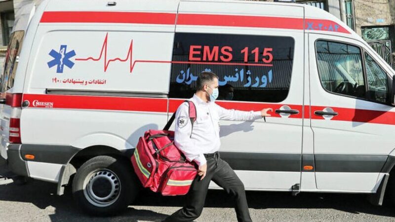 پسربچه 7 ساله آبادانی جان پدرش را نجات داد / ماشاء الله به این بچه باهوش و زرنگ + فیلم