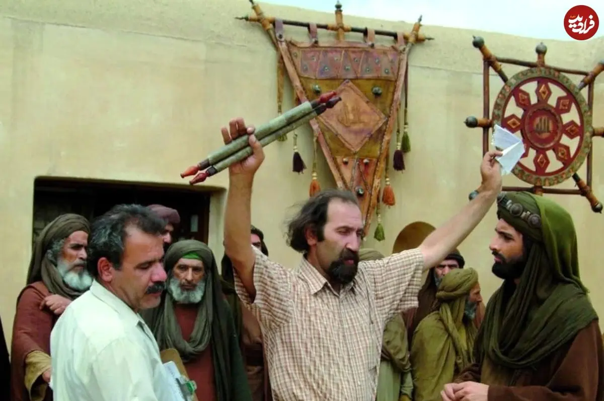 سفر عجیب داوود میرباقری به دهه ۶۰ در کنار دخترش؛ تصویری که همه را به فکر برد!