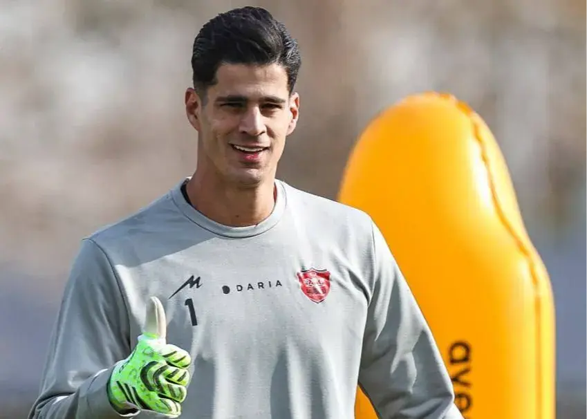 پیام نیازمند با دبل سیوهای نفس‌گیر، دروازه پرسپولیس را نجات داد - وب‌گردی