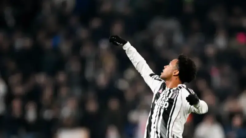 نبردی داغ میان رم و میلان برای جذب آزاد هافبک جنجالی یوونتوس!