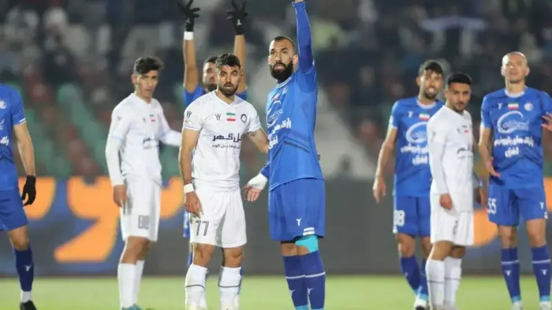 میزبانی استقلال مقابل گل‌گهر؛ چرا بازی در مشهد برگزار می‌شود؟