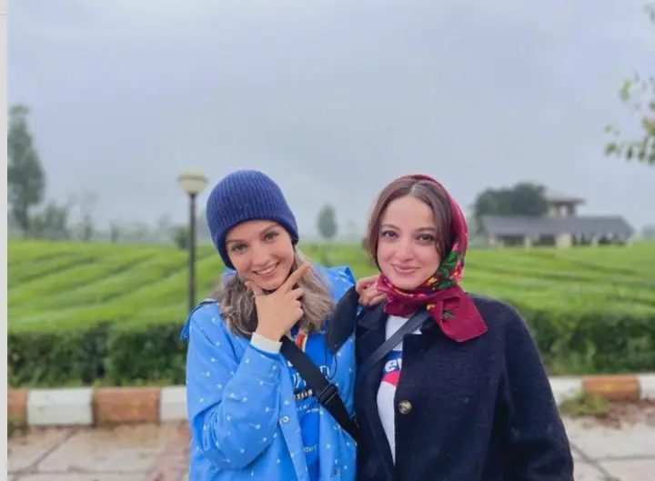 چیدمان خانه مهسا حجازی شیرین سریال تاسیان؛ گالری زنده هنر و فرهنگ در دل آرامش