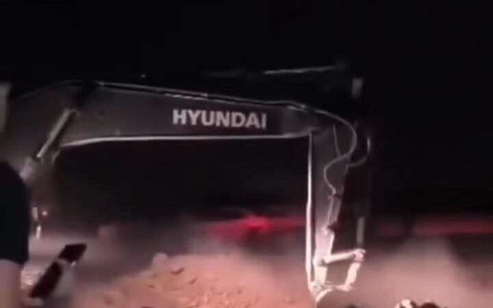 کشف راز خودروی دفن شده در اهواز؛ جسدی که همه را شوکه کرد!