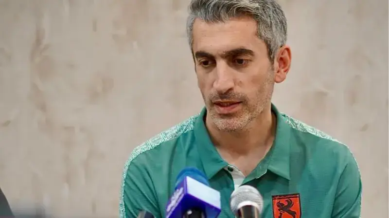 سرمربی مس رفسنجان: «تمرکز بازیکنانم را به‌طرز عجیبی بهم زدند!»