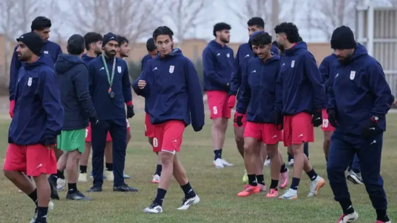 لغو ناگهانی بازی دوستانه آلومینیوم و تیم امید به خاطر برف سنگین در اراک!