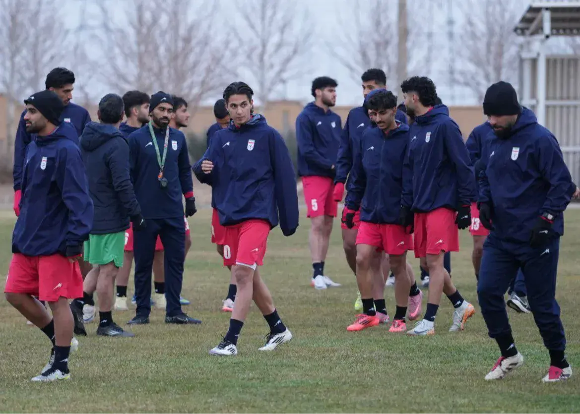 لغو ناگهانی بازی دوستانه آلومینیوم و تیم امید به خاطر برف سنگین در اراک!