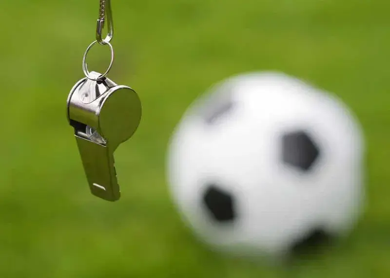 وداع تلخ داور سرشناس لیگ برتر در بازی حساس پرسپولیس و تراکتور