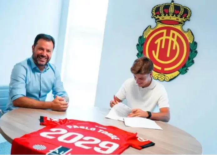 شکایت جنجالی راسینگ سانتاندر از بارسلونا به خاطر انتقال مشکوک پابلو توره!