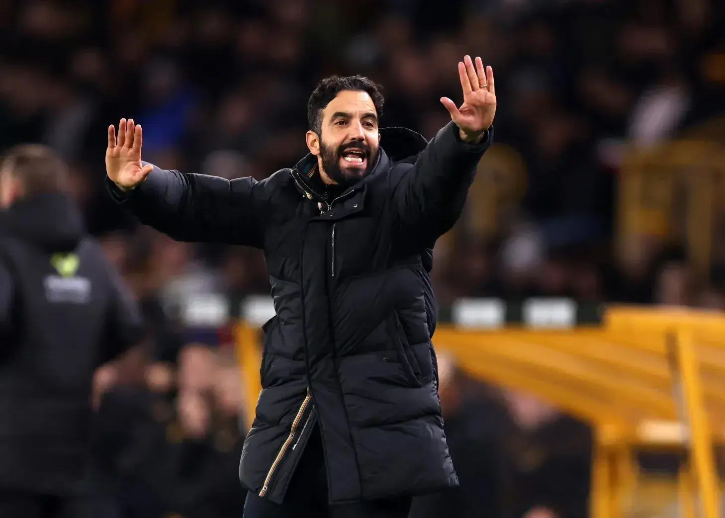 انتقاد تند آموریم از آکادمی منچستر: چرا استعدادهای نابهنگام به تیم اصلی رسیدند؟