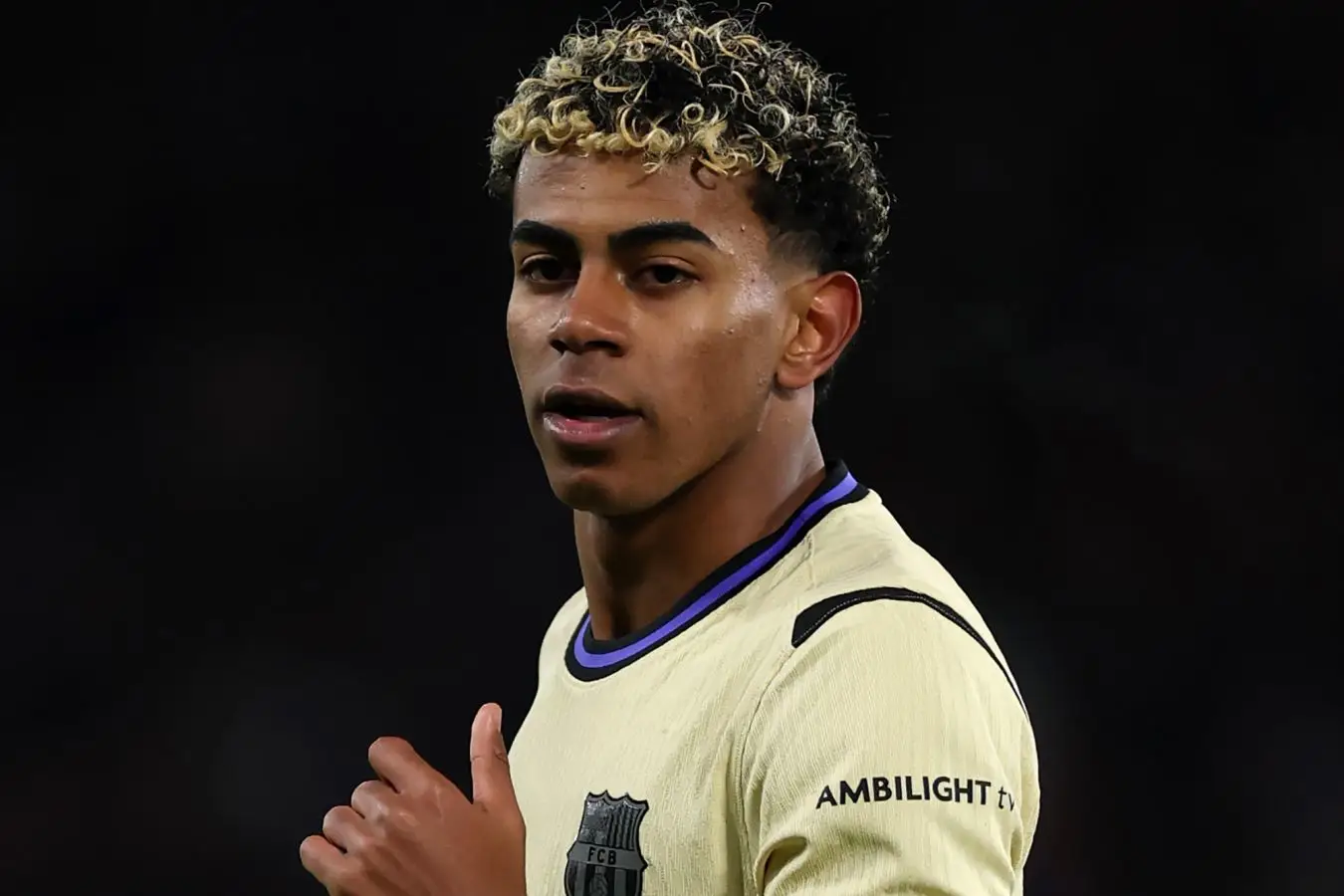 مارکو فان‌باستن: یامال بهترین فوتبالیست جهان در ۲۰۲۵ است!