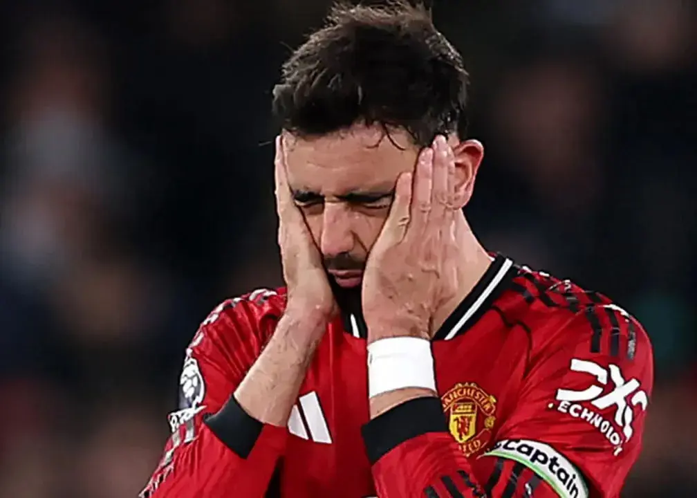 وداع تلخ منچستر با دو ستاره؛ آینده خط میانی یونایتد در هاله‌ای از ابهام