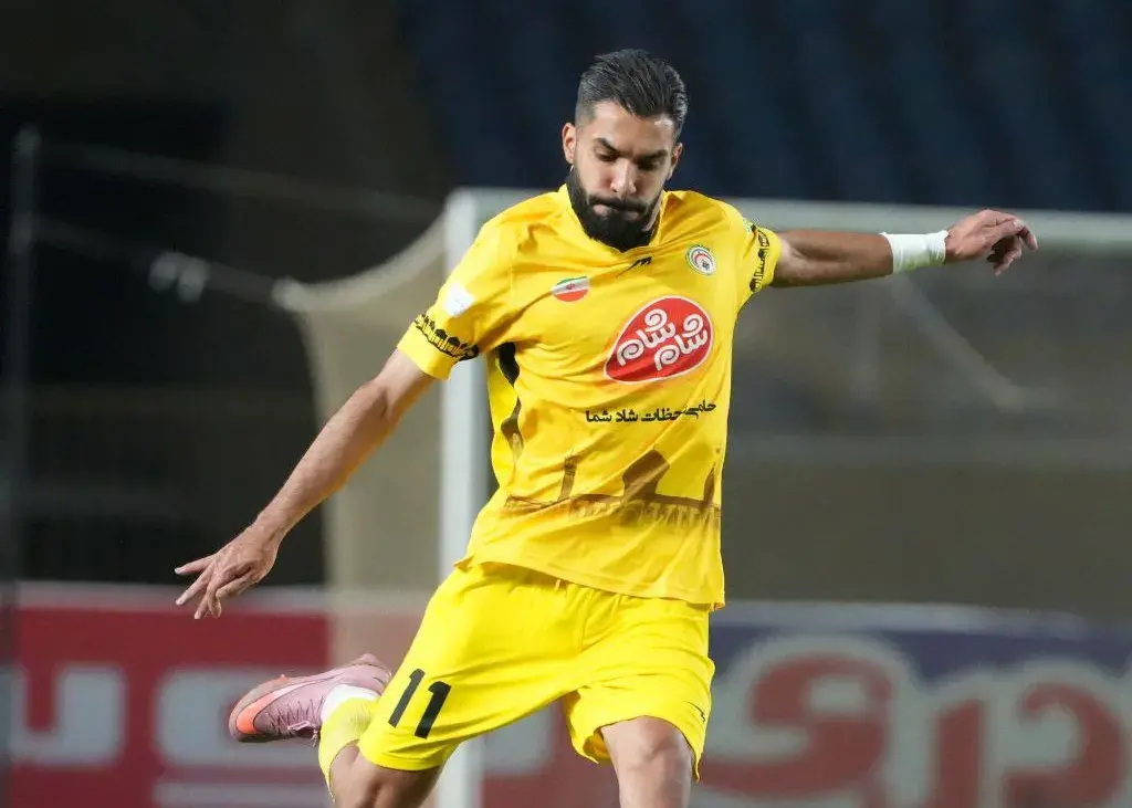میثم مرادی؛ ستاره درخشان فجر شهید سپاسی با تاثیری بی‌نظیر در پیروزی 4 بر صفر مقابل ملوان