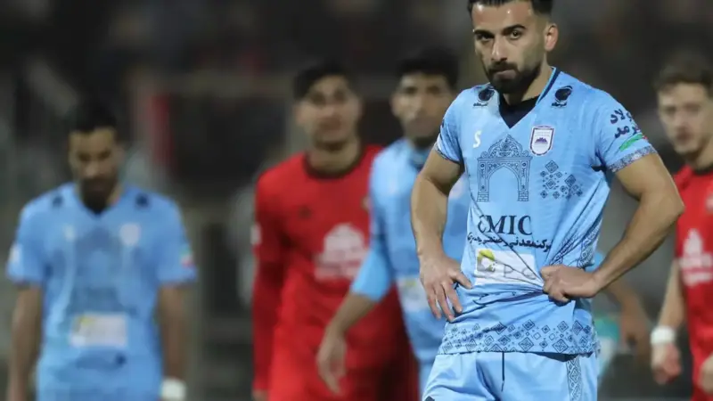 حبیبی‌نژاد، ستاره چادرملو، بازی حساس مقابل سپاهان را از دست داد!