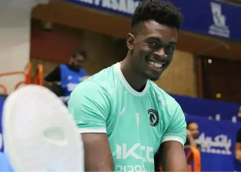 شوک بزرگ در لیگ والیبال؛ ستاره کوبایی پیکان ناگهان زمین‌گیر شد!