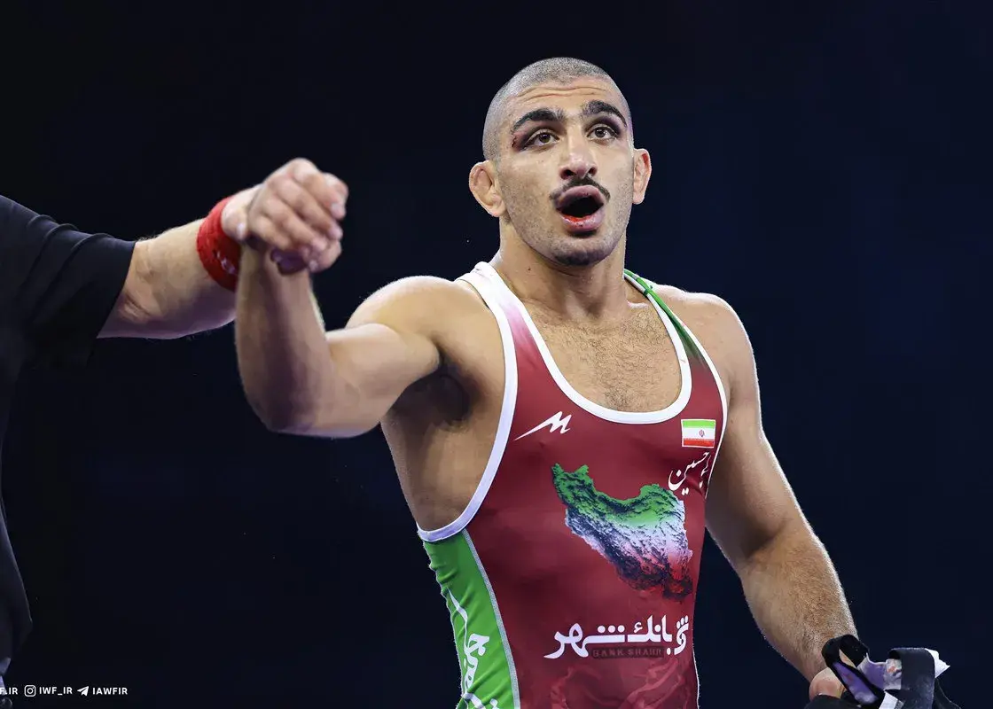 دانیال سهرابی با بانداژ خونین، مدال برنز را به طلایی تبدیل کرد؟ واکنش فدراسیون کشتی چه بود؟