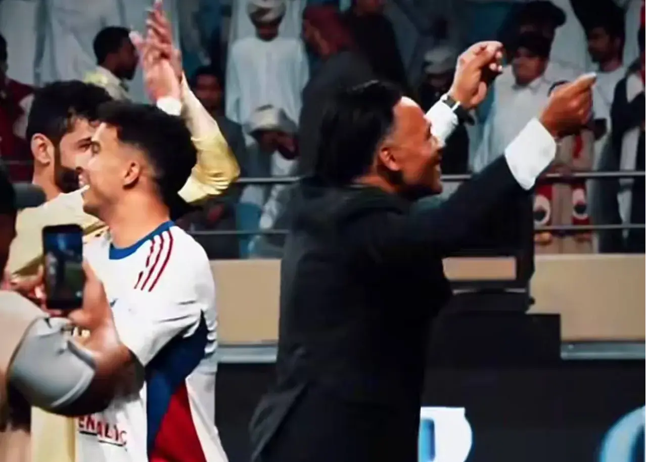 رقص جنجالی ژوزه مورایس پس از قهرمانی شارجه؛ واکنش تند و ضرب و شتم سرمربی پرتغالی در امارات!