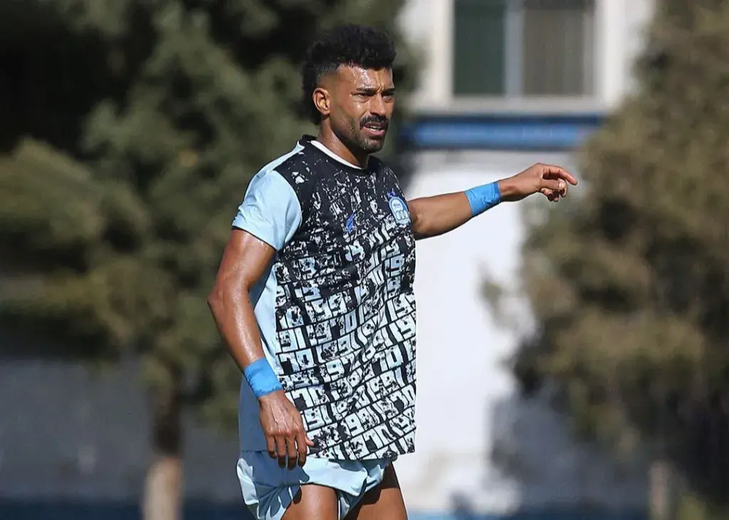 رامین؛ بی‌توجه به حواشی و تمرین اختصاصی در خیابان‌های تهران!