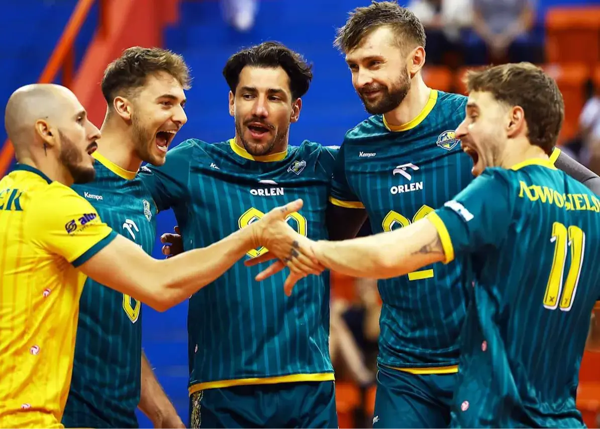 نبرد نفس‌گیر زاویرچه و اوزاکا؛ کدام تیم فاتح جام باشگاه‌های جهان می‌شود؟