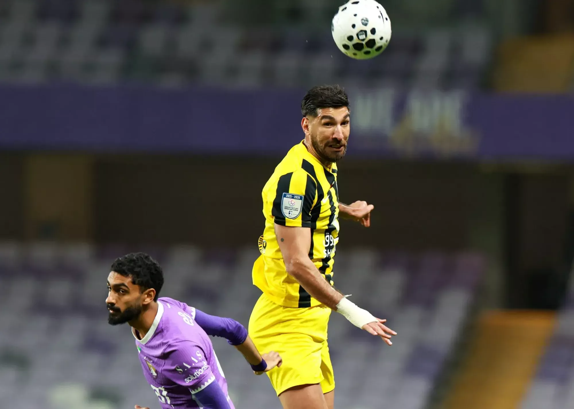 شکارچی گل‌ها باز هم ناکام ماند؛ تیرک و خط دروازه، کابوس شهریار مغانلو در امارات!