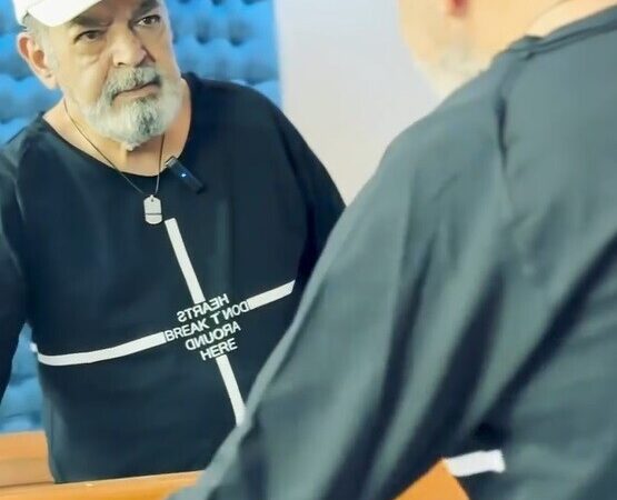 ویدئو/ نگاهی به چیدمان خاص اتاق خواب حمید لولایی بازیگر شفرونی