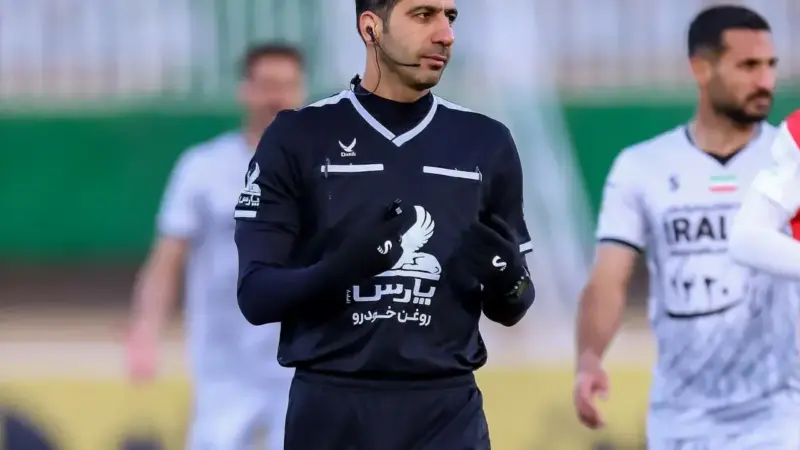 داوران کلیدی هفته چهاردهم لیگ برتر مشخص شدند؛ نبرد حساس روی سوت‌ها!