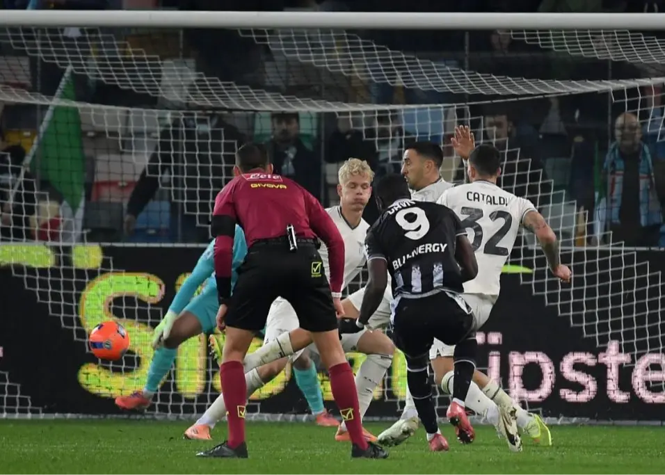 لاتزیو به خاطر گل مشکوک، به داوران سری A اعتراض رسمی کرد!