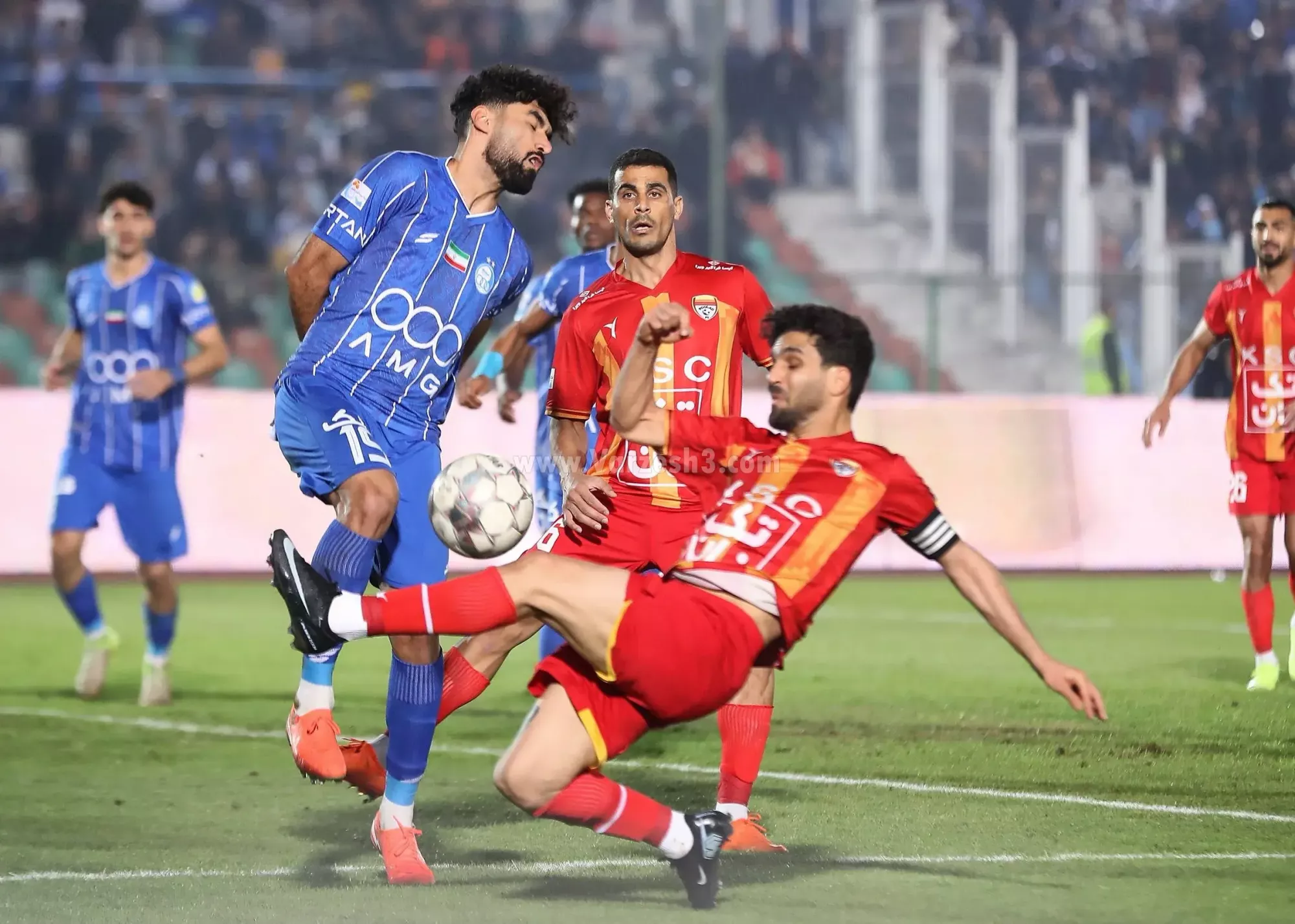 ساسان انصاری با صداقت تمام: مقصر باخت فولاد منم، عذرخواهی ویژه از هواداران!