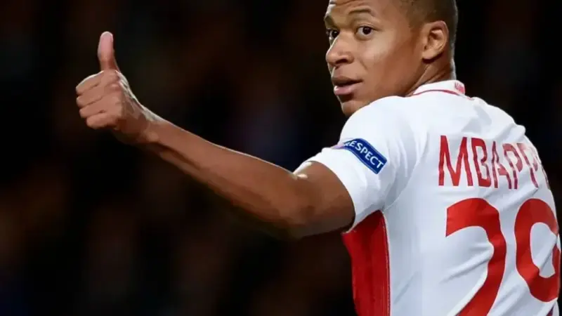 امباپه در سن‌مامس؛ بازگشتی شگفت‌انگیز پس از ده سال انتظار!