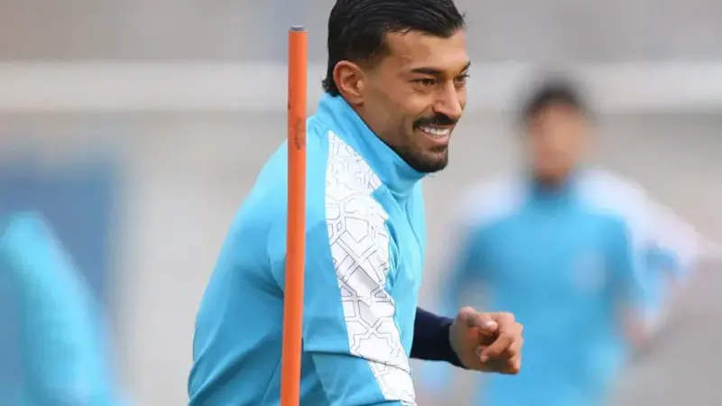 در آغوش گرم ساپی: رامین استقلال را آرام کرد!