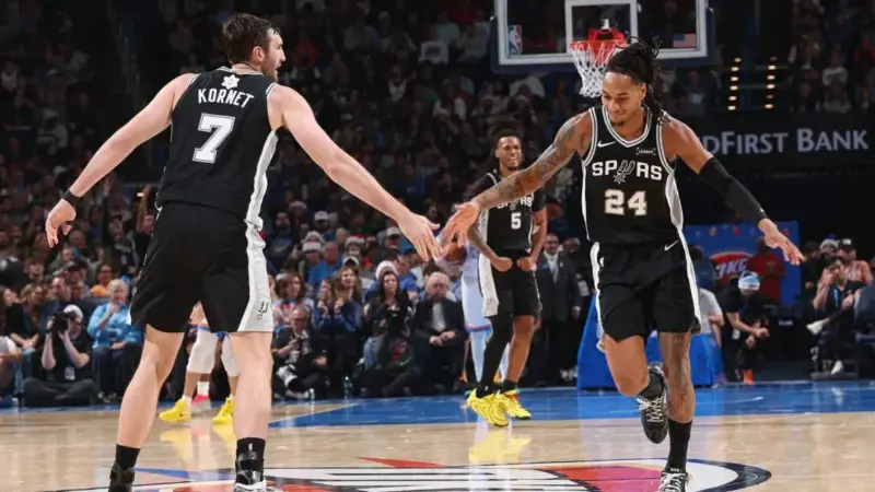 غول فرانسوی سن‌آنتونیو؛ آسمان تگزاس زیر سلطه او افتاد!