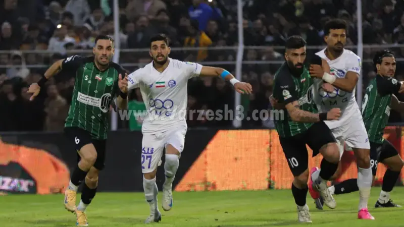 درگیری‌های پرتنش خیبر و استقلال پس از پایان بازی؛ زخمی شدن مربی استقلال و جنجال در نشست خبری!